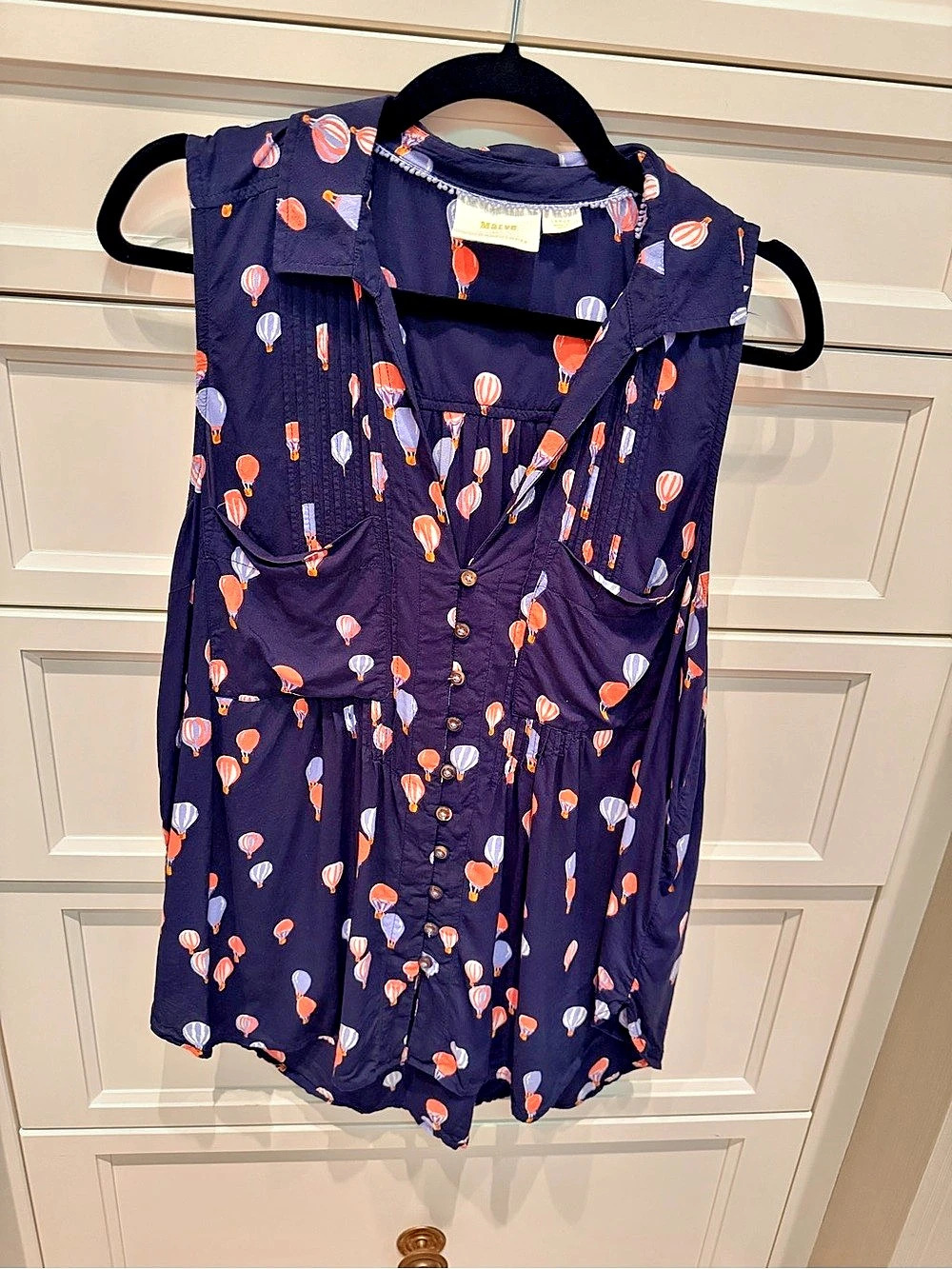 Maeve Hot Air Balloon Button-Up Sleeveless Blouse Blue & Pink